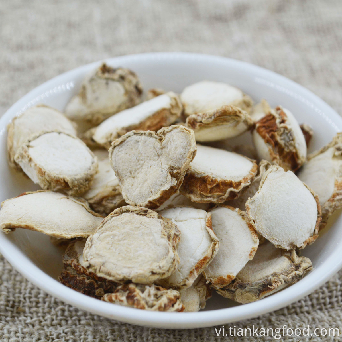 Air Dried Garlic Flakes